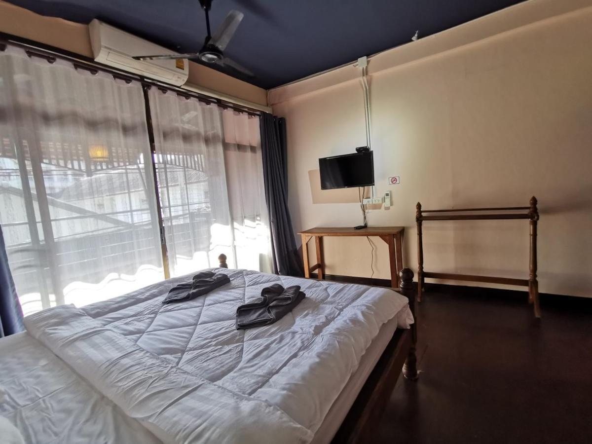 Madera House Chiang Mai Otel Dış mekan fotoğraf