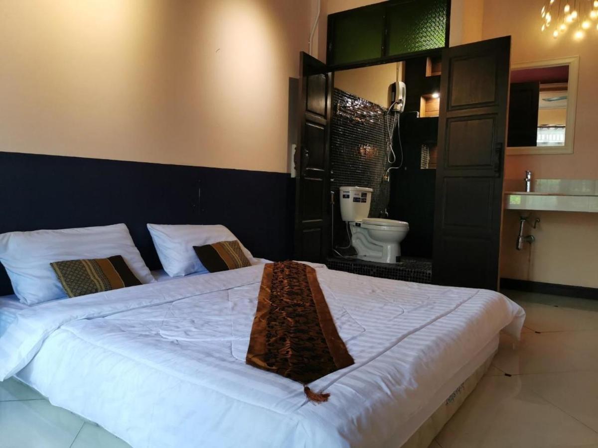 Madera House Chiang Mai Otel Dış mekan fotoğraf