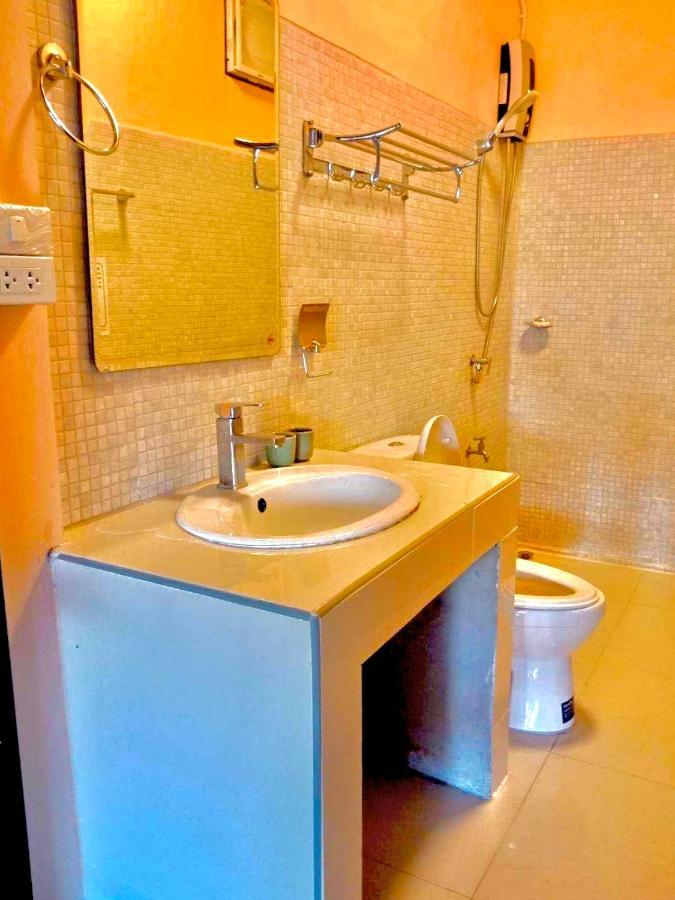 Madera House Chiang Mai Otel Dış mekan fotoğraf