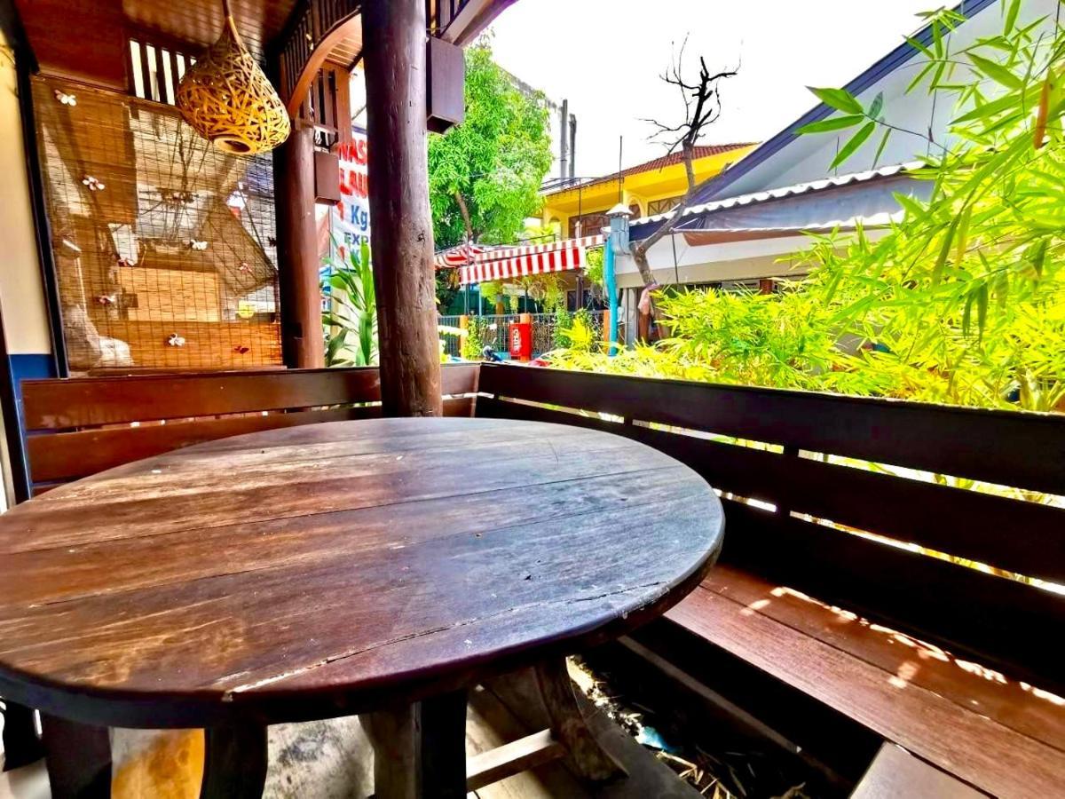 Madera House Chiang Mai Otel Dış mekan fotoğraf