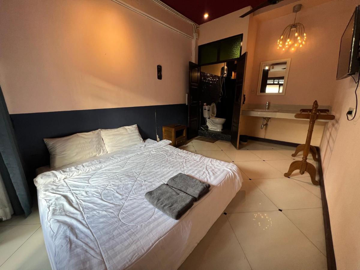 Madera House Chiang Mai Otel Dış mekan fotoğraf